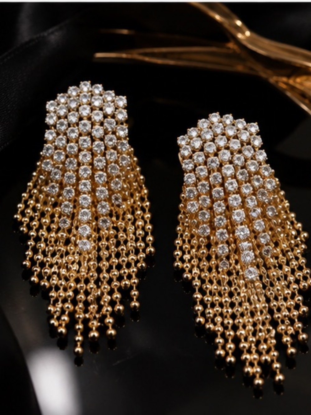 Luxury Crystal Gold Tassel Earrings Rhinestone Chandelier Earrings - Picture 4 of 5